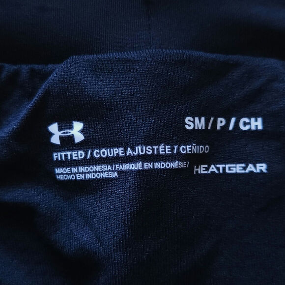 Under Armour Women's Shorts Small Black 5" Inseam Workout Shorts - Picture 3 of 4